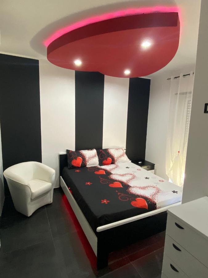 Iris Room Монополи Екстериор снимка