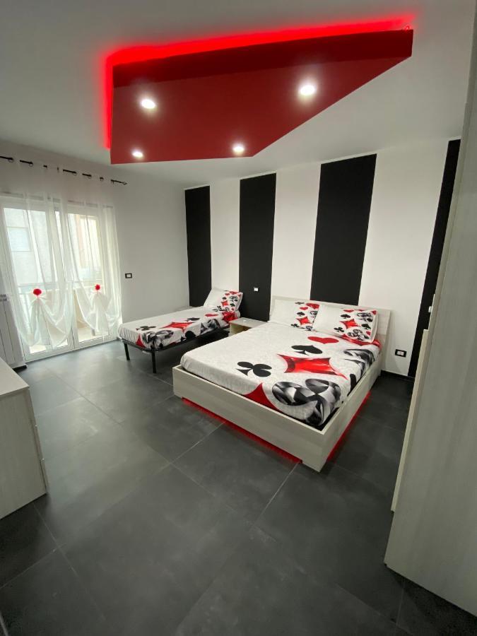 Iris Room Монополи Екстериор снимка