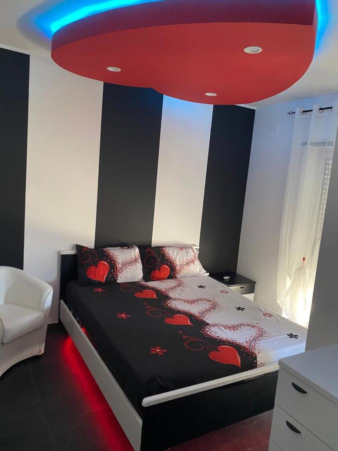 Iris Room Монополи Екстериор снимка