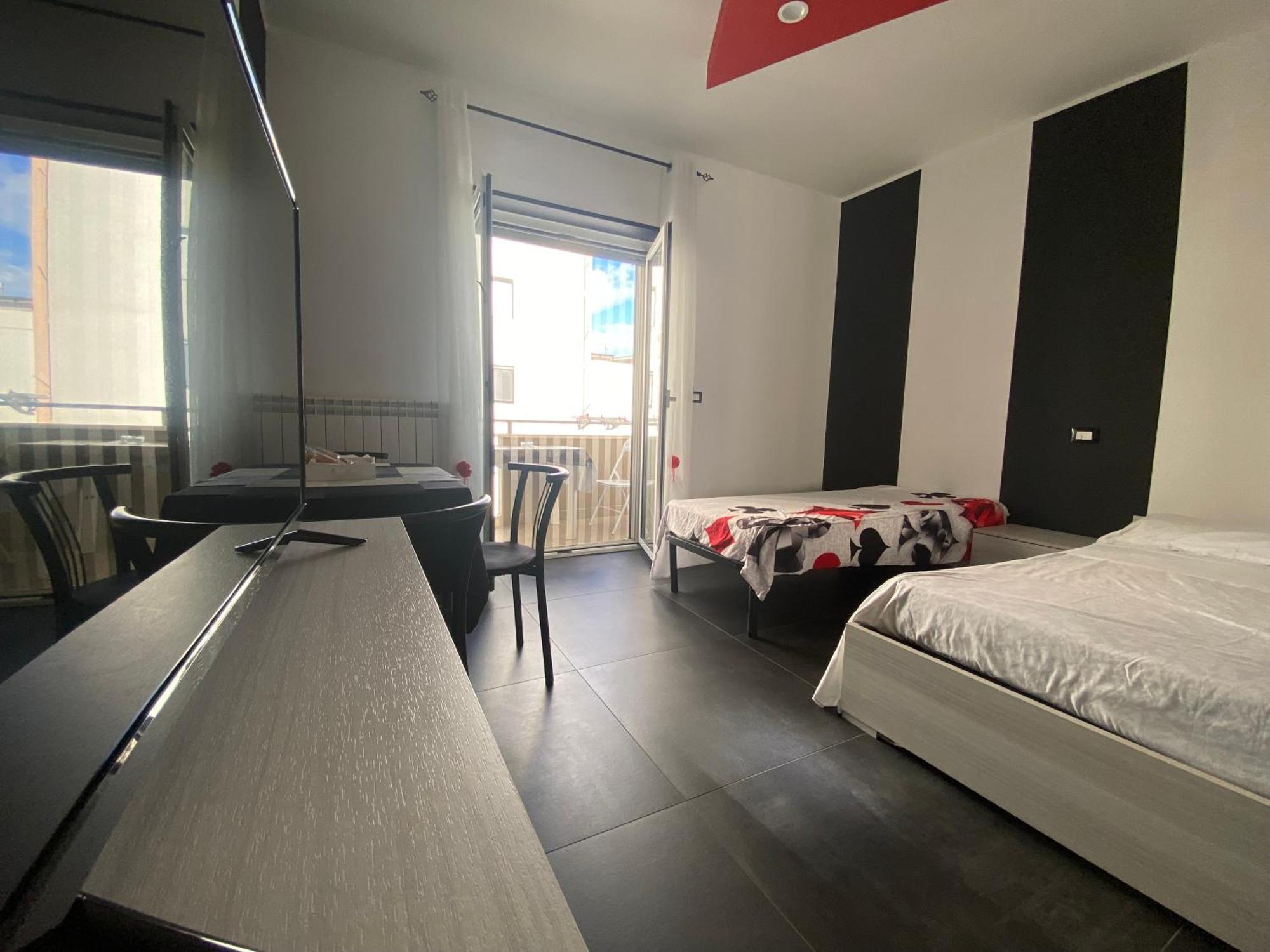 Iris Room Монополи Екстериор снимка