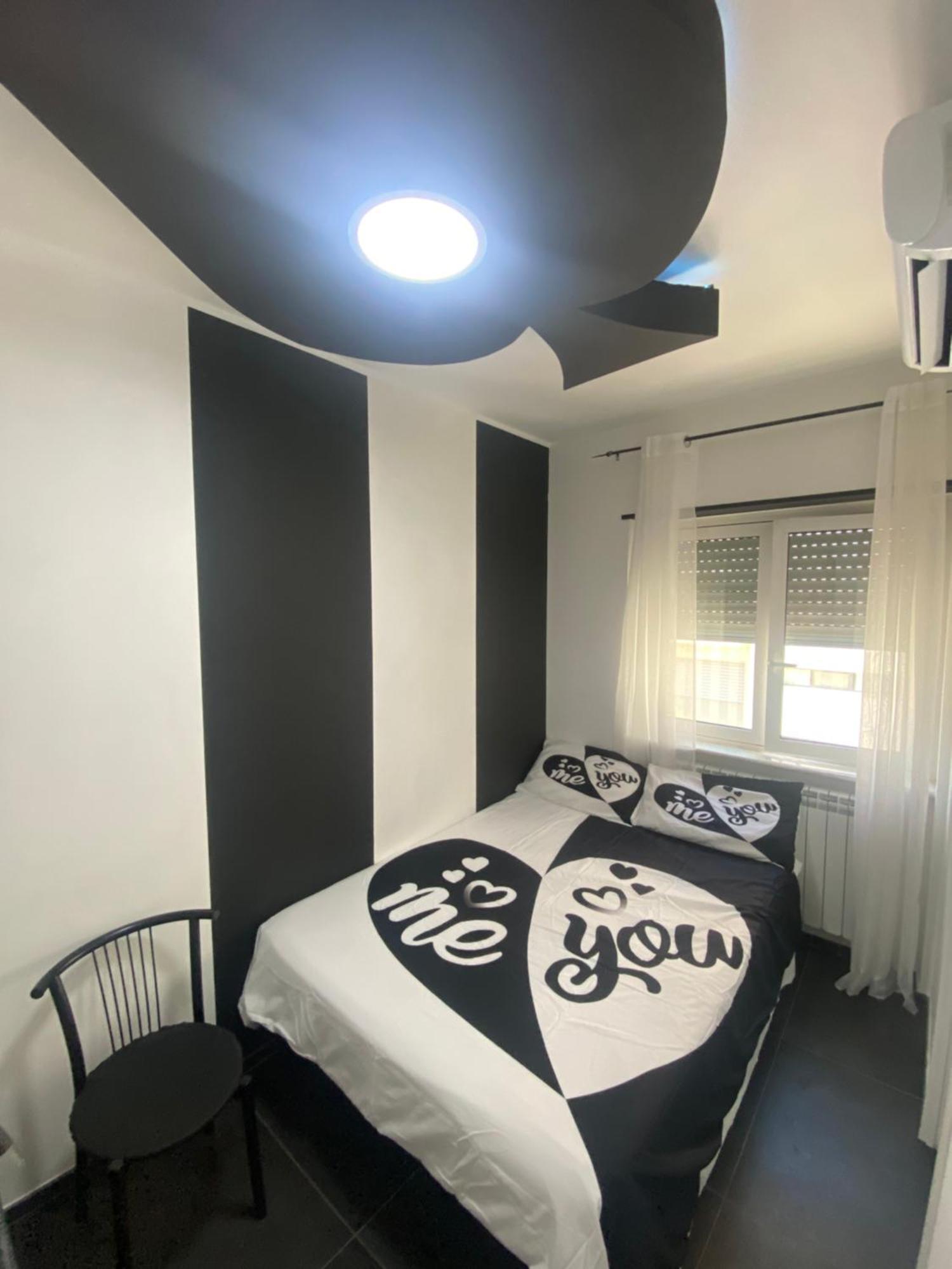 Iris Room Монополи Екстериор снимка